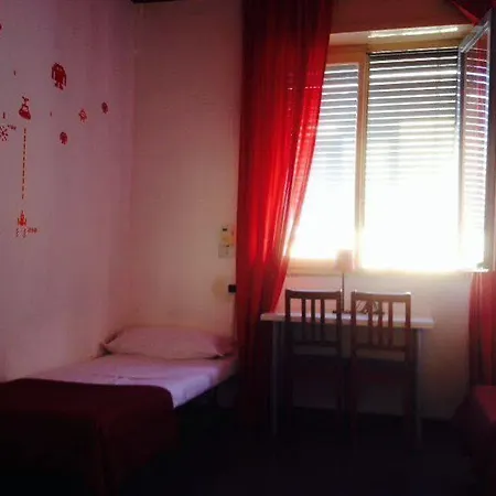 Hotel Alba *
